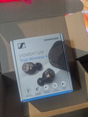 Sennheiser Momentum True Wireless 4 Earbuds - Gray/Black